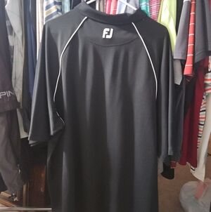 FootJoy Black Men’s Short-Sleeve Rash Guard with White Piping